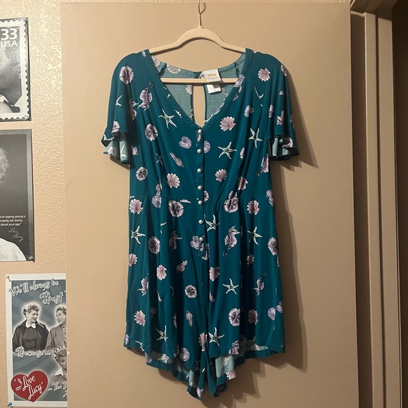 Torrid size 0 Romper - Picture 9 of 13